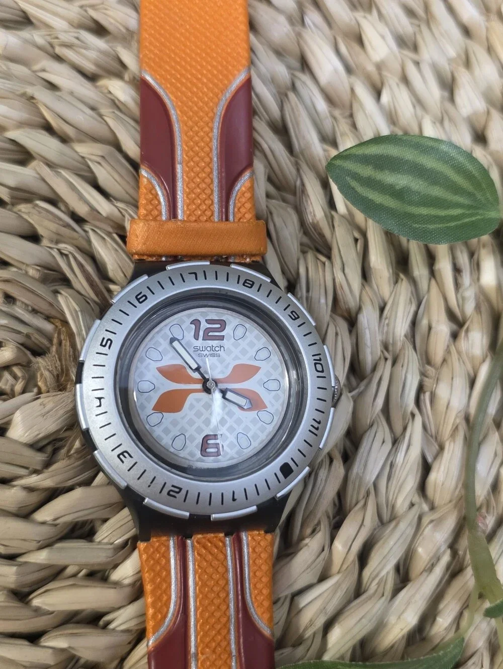 Swatch Scuba 200 Access Orange Jumper SHM106 Swiss Made Vintage Serviced